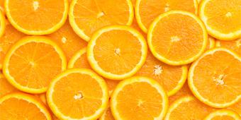 a pattern of orange slices